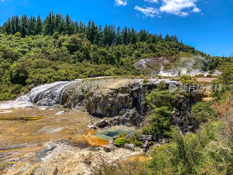 Cascade Terrace和Terracettes, Orakei Korako地热公园和洞穴，隐藏山谷，陶波，新西兰